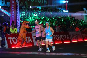 BIB: 2186, 5622
                            <button type="button" onclick="openModal(23190328)" class="btn btn-primary btn-sm float-right btn-popup" data-toggle="modal" data-target=".modal-high-quality">
                        <i class="fas fa-shopping-cart"></i> Add to Cart
                    </button>
                                            <button type="button" onclick="isThisMe(23190328, true)" class="btn btn-success btn-sm float-right btn-popup btn-isme hidden" data-toggle="tooltip" data-placement="bottom" title="นี่คือรูปของคุณใช่ไหม คลิกที่นี่เพื่อเอาเข้าอัลบั้ม">
                        <i class="fas fa-plus"></i> Add to album
                    </button>
                    <button type="button" onclick="isThisMe(23190328, false)" class="btn btn-warning btn-sm float-right btn-popup btn-isnotme hidden">
                        <i class="fas fa-ban"></i> Remove from album
                    </button>